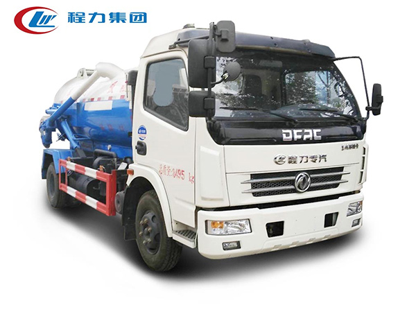 東風(fēng)多利卡5立方吸污車