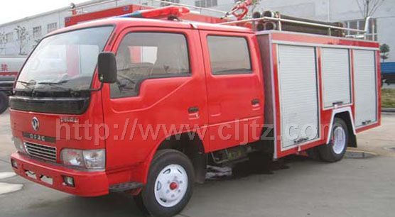 東風(fēng)小霸王水罐消防車