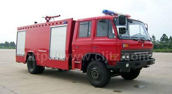 東風153泡沫消防車