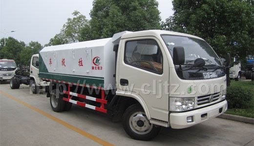 東風(fēng)小霸王密封垃圾車