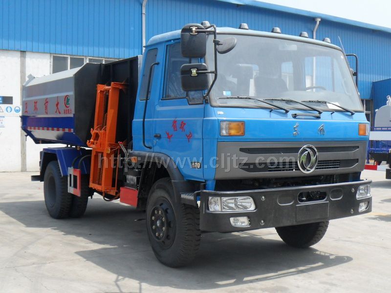 東風(fēng)145掛桶垃圾車(chē)