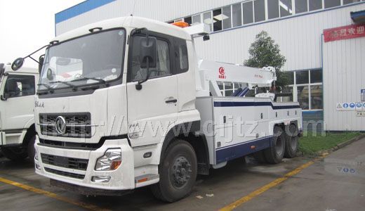 東風(fēng)天龍清障車