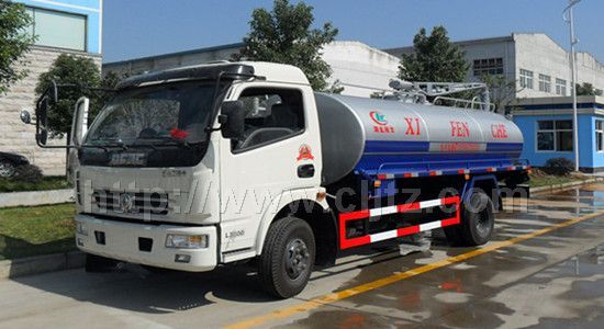 東風多利卡6立方吸糞車