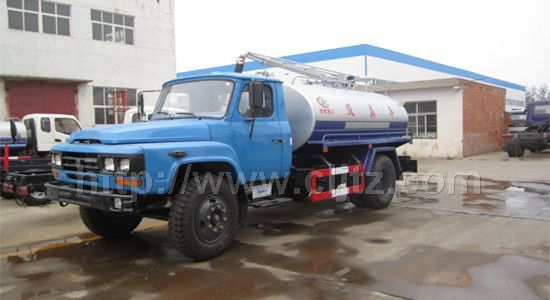 東風(fēng)140尖頭6立方吸糞車(chē)